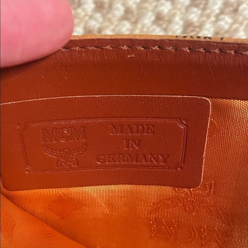 MCM Claus Bifold Wallet - Picture 8 of 13